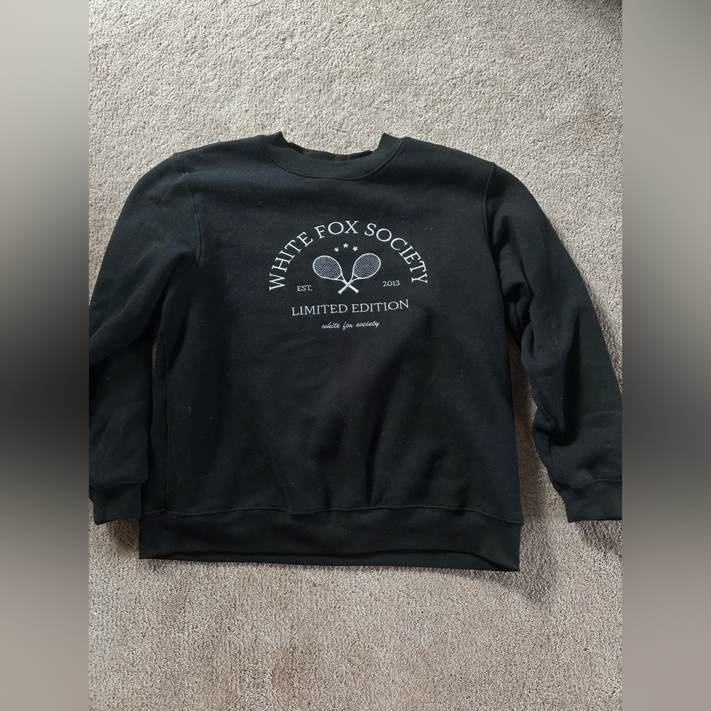 White Fox Boutique Sweatshirt